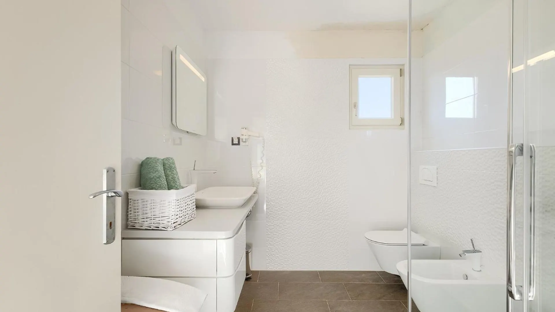 Beautiful Villa Bruna With Jacuzzi In Porec Croatia
