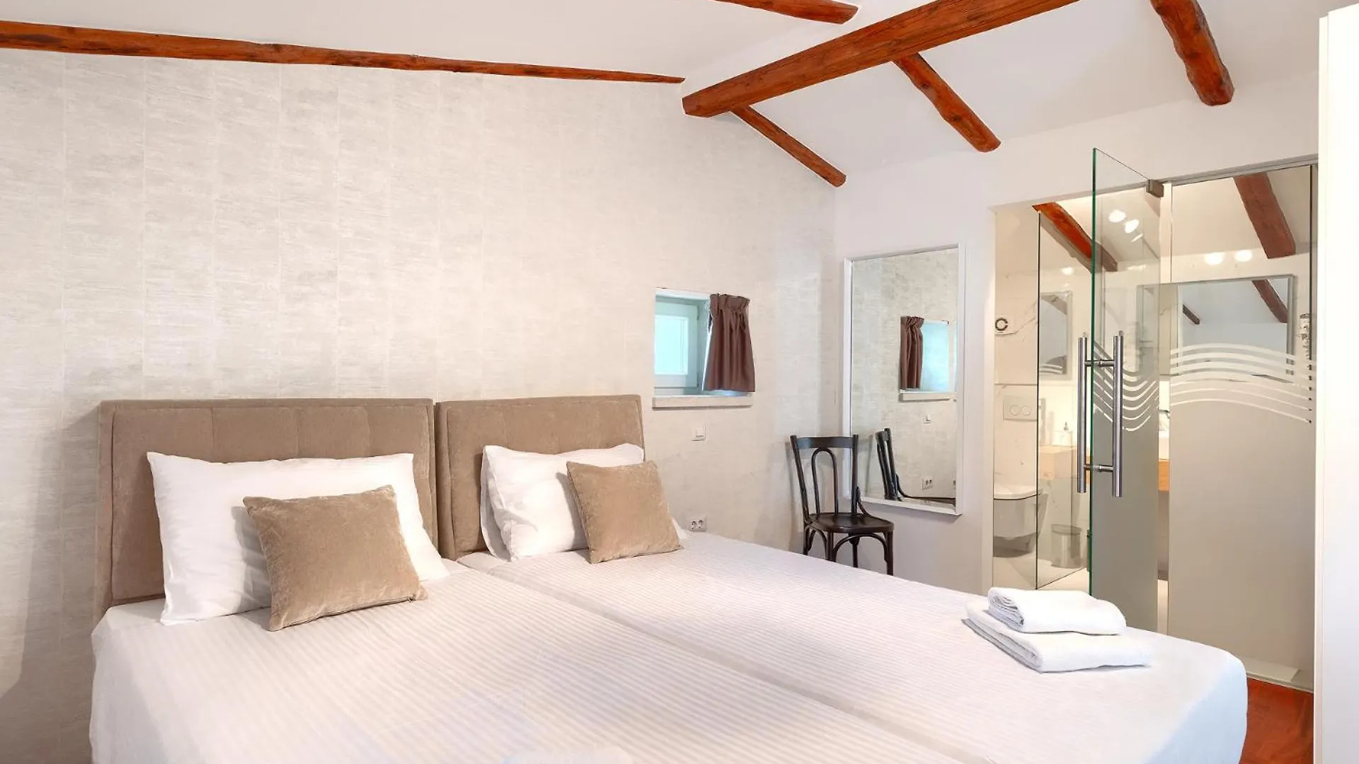 Beautiful Villa Bruna With Jacuzzi In Porec