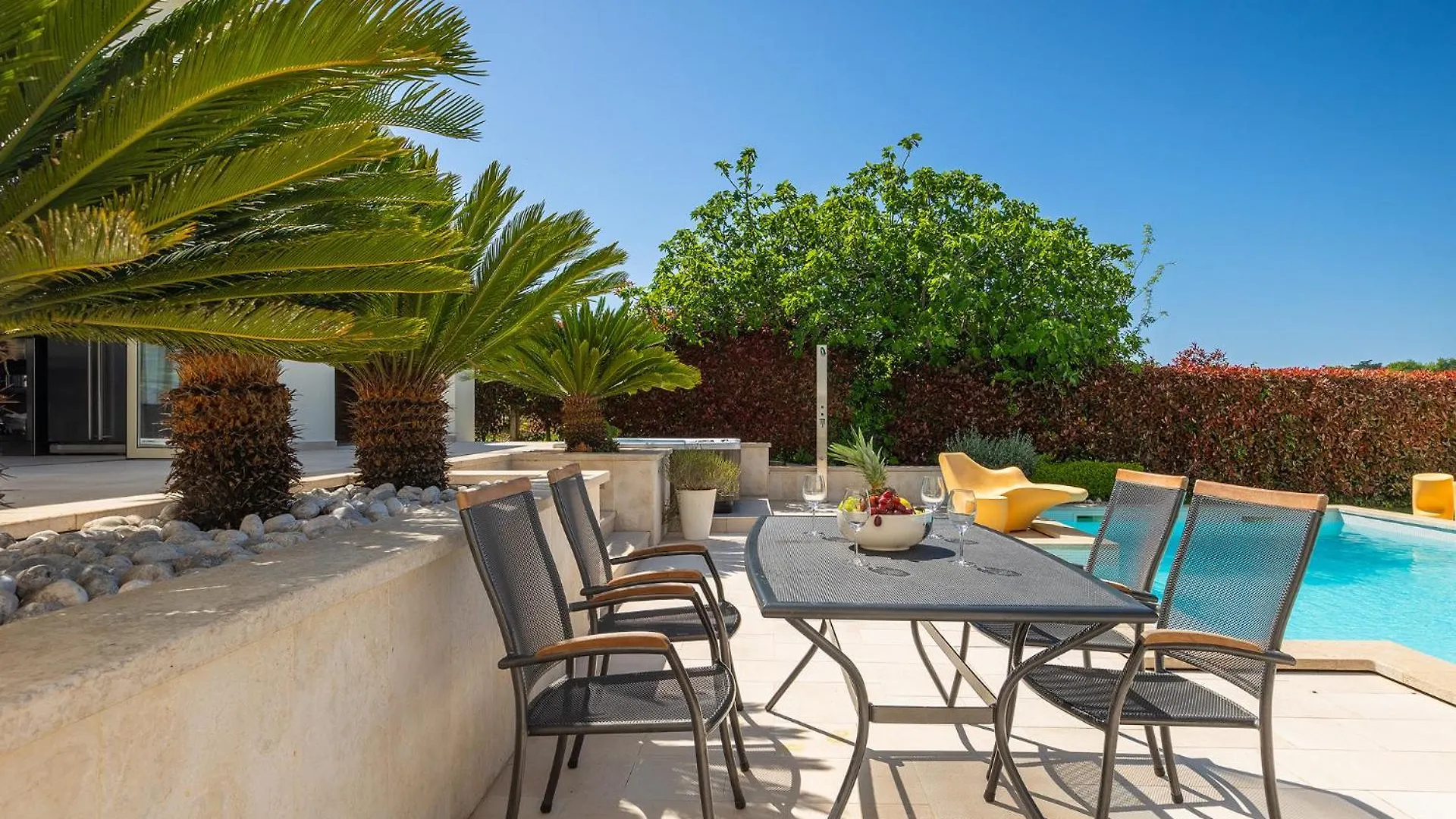 Beautiful Villa Bruna With Jacuzzi In Porec